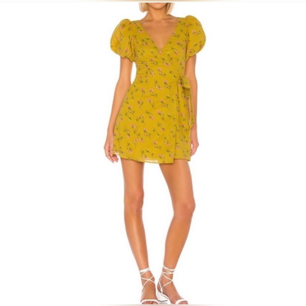 LPA Heidi dress in little roses size S yellow